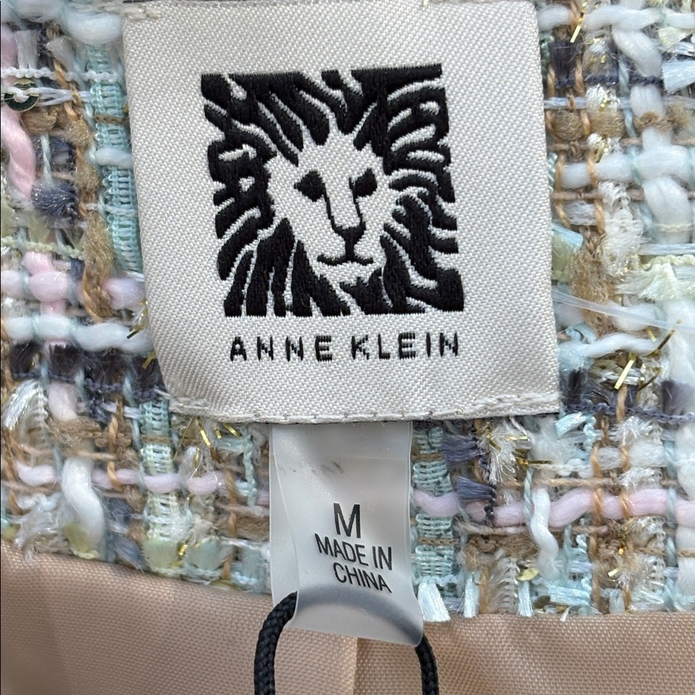 Anne Klein medium blazer. NWT!! - Picture 3 of 9